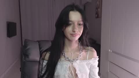 lissaelison online show from March 18, 10:15 pm