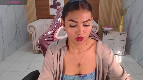 lissandra_s online show from October 27, 11:38 pm