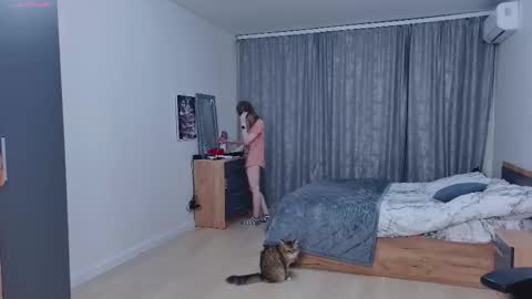 Lissa online show from September 9, 12:38 pm