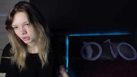 Lena online show from October 3, 1:48 am