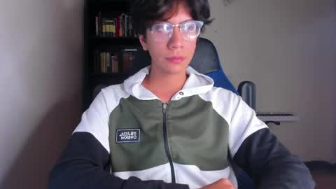 Literateboy online show from June 8, 1:39 am