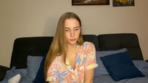 LUNA online show from December 3, 7:58 pm