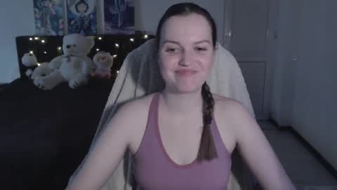 little__flowers online show from November 16, 8:27 am