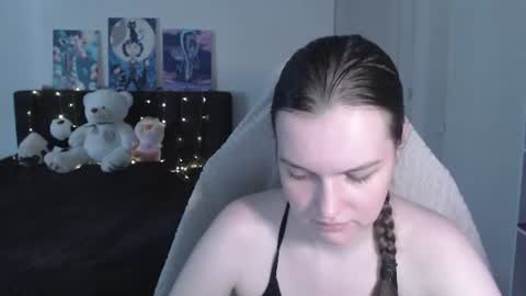 little__flowers online show from June 26, 9:37 am