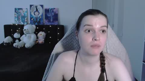 little__flowers online show from June 23, 8:44 am