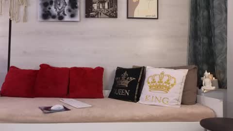 little_heart_andreea online show from April 21, 9:33 pm