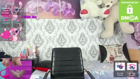 Snapshot of little_letti chatting on February 26, 7:23 am Letti online show from February 26, 7:23 am
