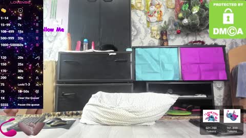 Snapshot of little_letti chatting on January 25, 4:23 am Letti online show from January 25, 4:23 am