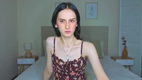 little_mollee online show from September 10, 9:27 pm