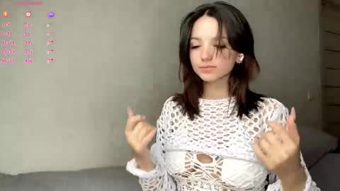 Snapshot of little_style chatting on September 15, 7:37 pm Sara online show from September 15, 7:37 pm