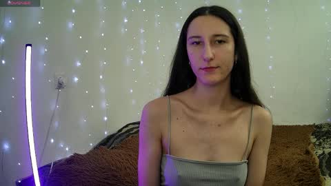 LittleAhWitch online show from April 24, 12:40 pm