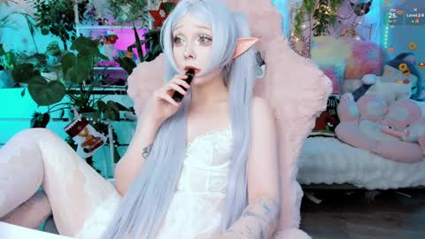 Snapshot of littleflufflepuff chatting on January 4, 7:13 am Riza Riri Puff  online show from January 4, 7:13 am