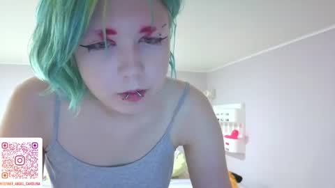 Little Kitten Star online show from August 4, 9:22 pm