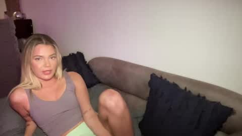 Marciabrady online show from January 5, 3:53 am