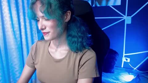 LAUREN online show from September 30, 2:00 am