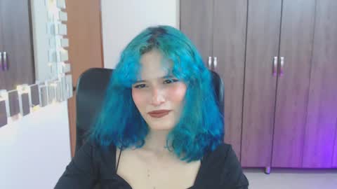 LAUREN online show from September 19, 9:29 pm