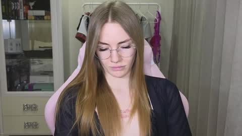 Eliana online show from January 29, 2:32 pm