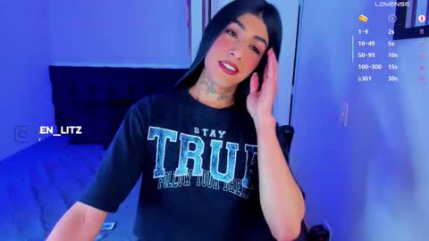 litz_81 online show from November 25, 6:18 pm