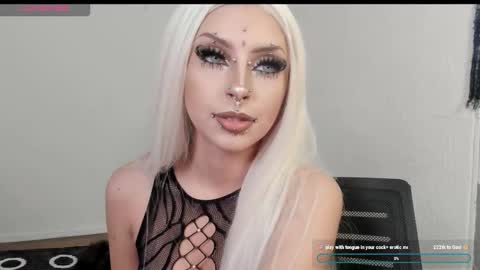 Liu help me to reach 100 thumps up daddy online show from February 20, 9:50 pm