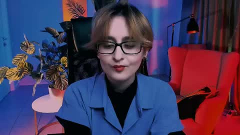LixeLuna online show from May 24, 7:26 am