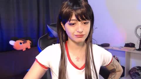 Elizabeth online show from November 25, 11:47 pm