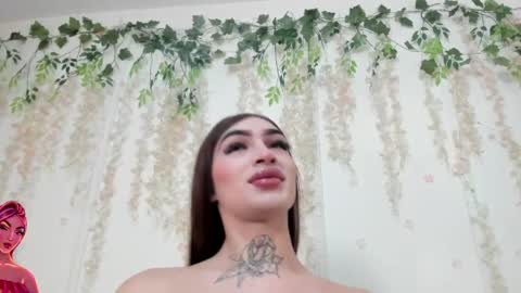 Liz Luna online show from June 8, 9:05 pm