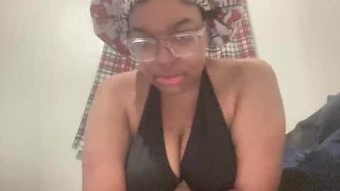 liz online show from April 23, 12:29 am