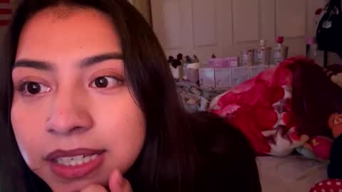 lizzy20066 online show from March 20, 8:14 pm