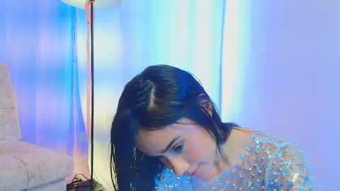 lizzy_kane online show from May 7, 8:26 pm