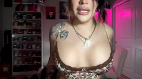 lo_cakez online show from December 27, 7:18 am