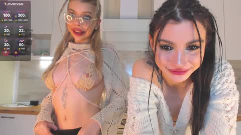 Ashley Urban online show from January 21, 9:46 pm