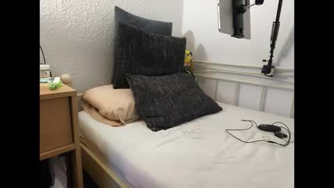 loenne3 online show from November 21, 11:03 pm