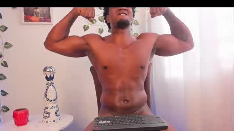 Snapshot of logan_drakex chatting on March 8, 12:20 pm LOGAN DRAKE online show from March 8, 12:20 pm