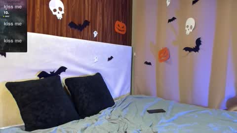 Logan online show from November 3, 5:36 pm