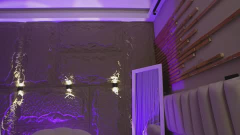 logan_varela online show from May 15, 5:42 pm