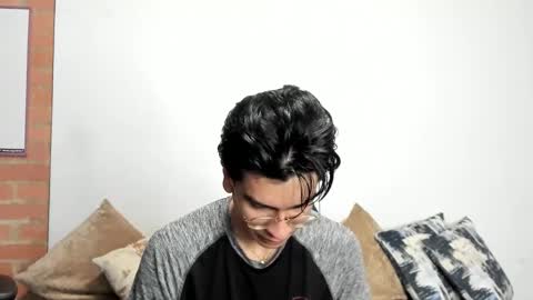 Logan online show from January 8, 9:15 am