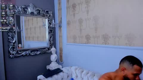 U can call me Logan online show from November 7, 5:54 am