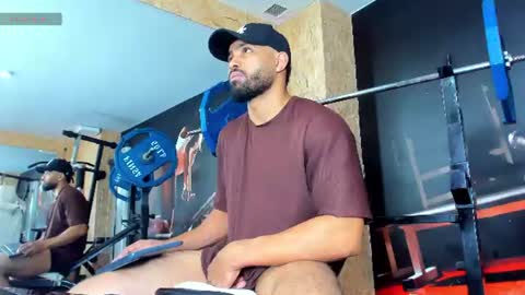 U can call me Logan online show from June 14, 8:22 pm
