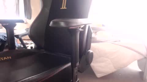 lokopopke online show from February 6, 11:53 am