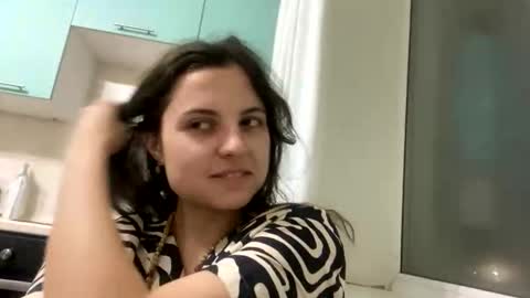 lola_aspis online show from November 6, 4:21 pm