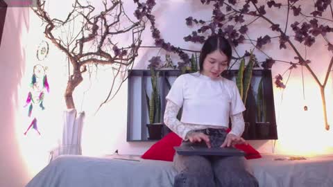 lola_foox online show from September 30, 1:32 pm