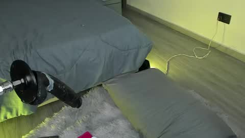 Lola Angel online show from April 21, 1:42 am