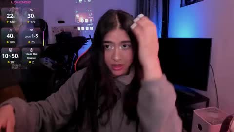 lolaasmith_21 online show from February 5, 10:02 pm