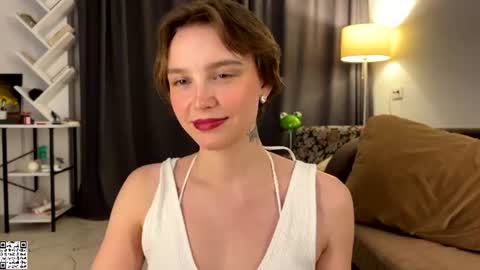 lolaatatee online show from July 2, 6:57 pm