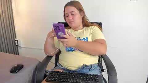 lolabunnysc online show from June 13, 12:26 pm