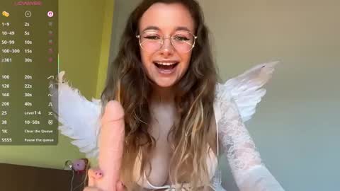 Lolatheangel online show from November 9, 4:49 am