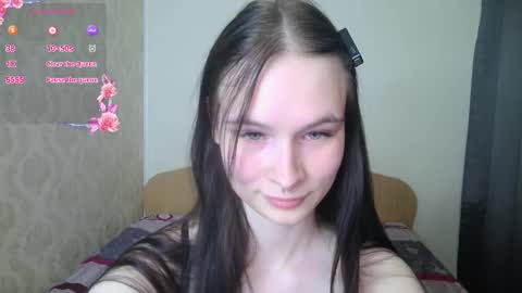 Lola online show from May 26, 4:35 pm