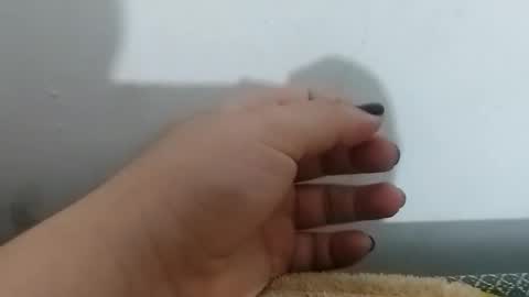 Lola online show from February 9, 8:45 pm