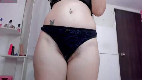 Lola online show from December 22, 8:05 am