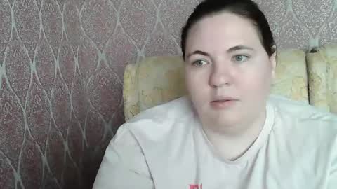 LollyNomeltyX online show from April 2, 11:50 am